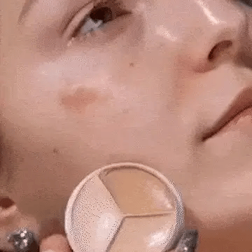 Full Cover Up Pro Concealer Palette – Matte, Waterproof & Long-Lasting